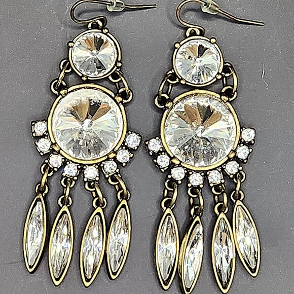 GOLD TONE FACETED CRYSTAL CHANDELIER BOHO DROP EARRINGS - Picture 4 of 7